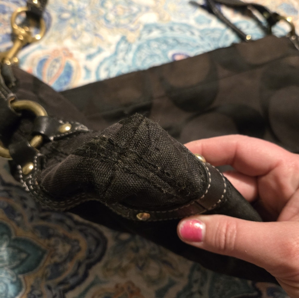 Coach Bag - Picture 4 of 6
